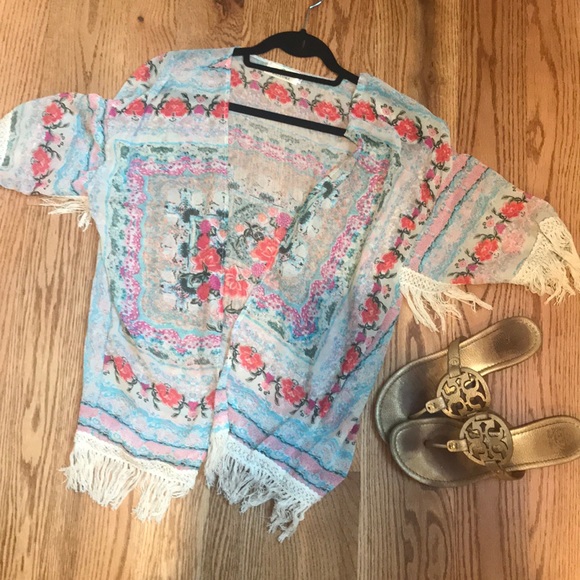 Tops - Floral and fringe kimono-small-like new